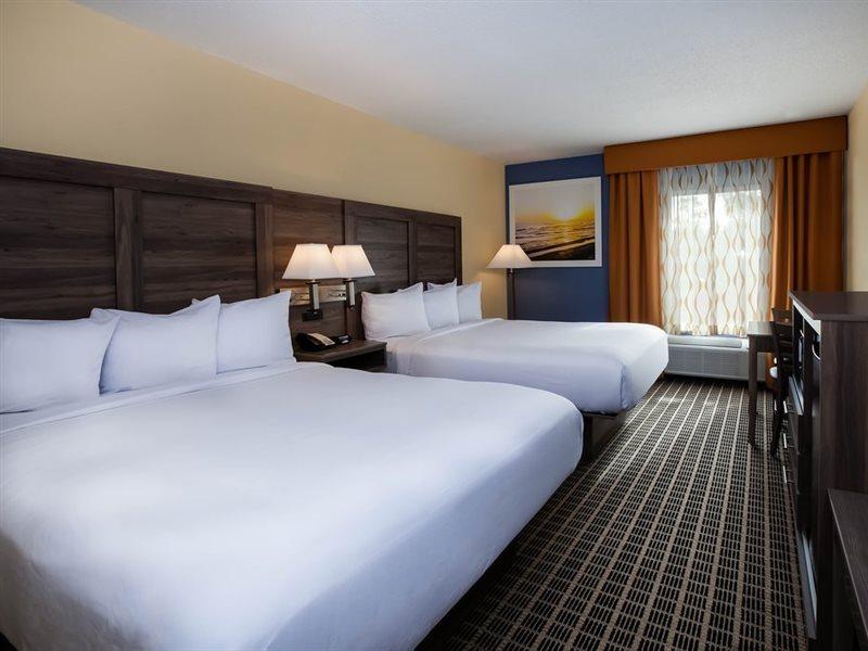 Days Inn By Wyndham Cadillac Bagian luar foto