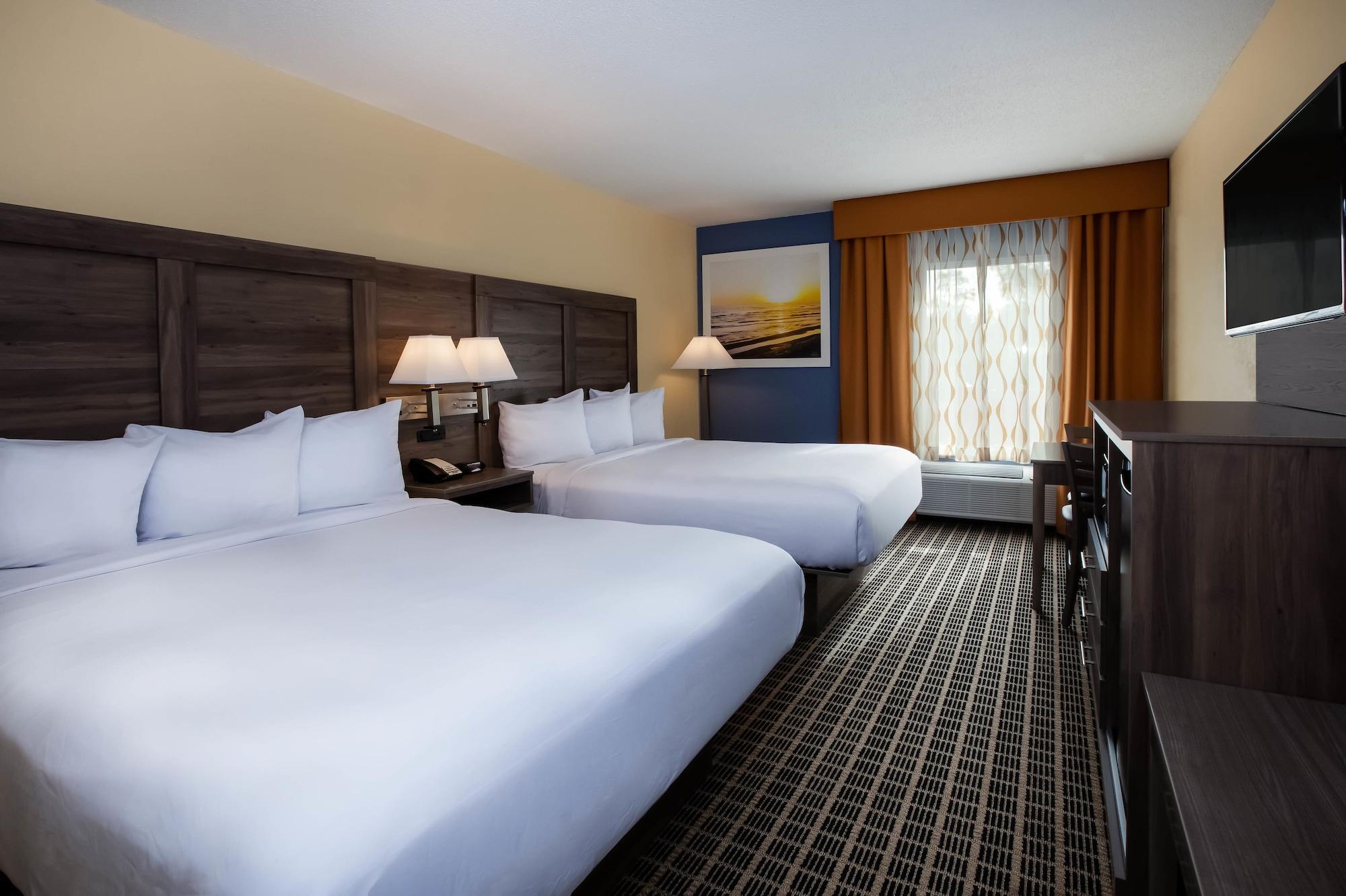 Days Inn By Wyndham Cadillac Bagian luar foto