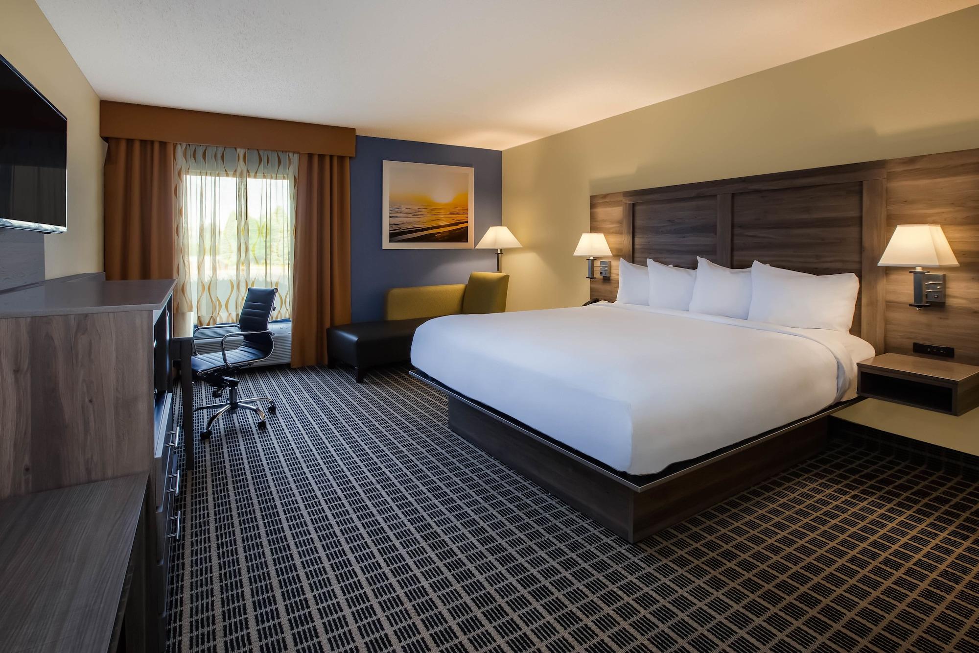 Days Inn By Wyndham Cadillac Bagian luar foto