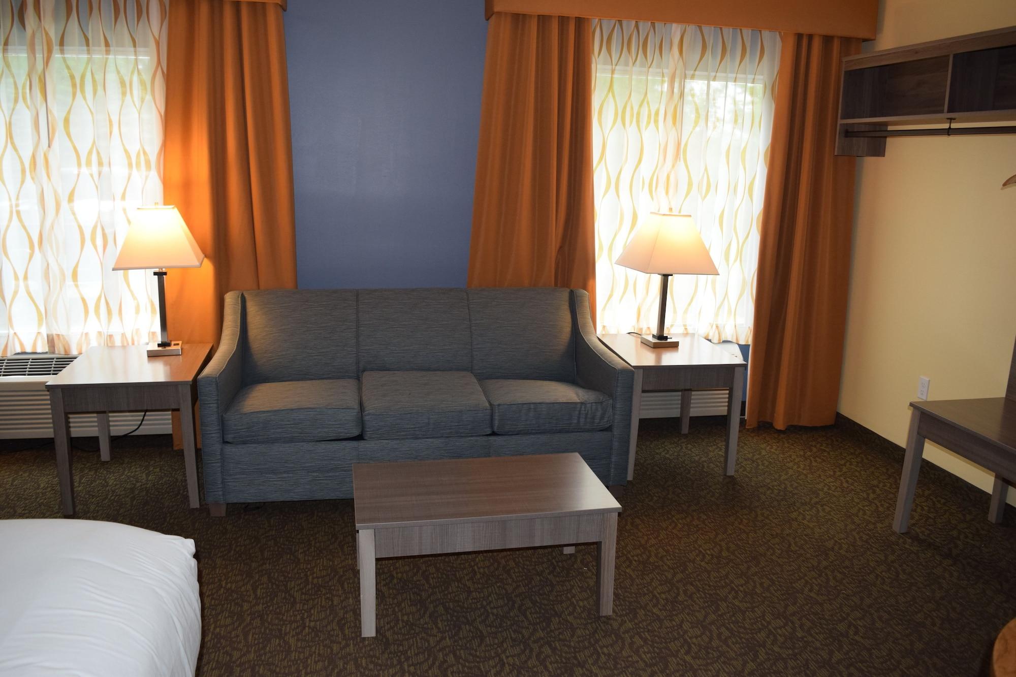 Days Inn By Wyndham Cadillac Bagian luar foto